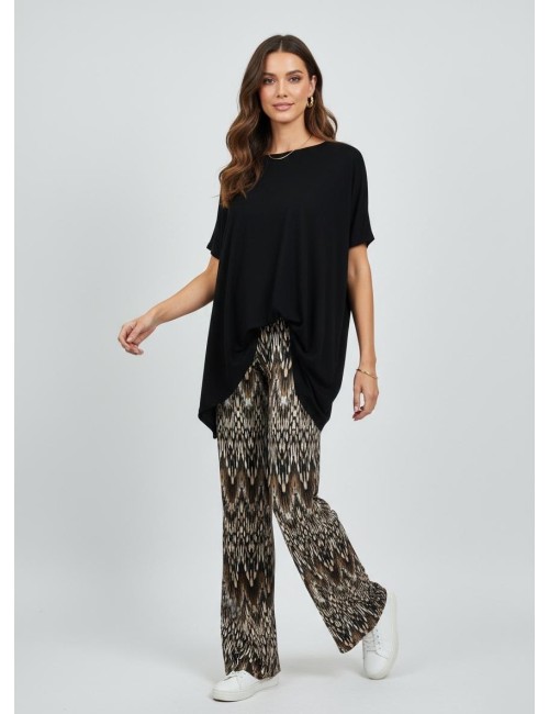 Oversized Μπλούζα Ασύμμετρη με Ρευστή Γραμμή – Off Shoulder Style
