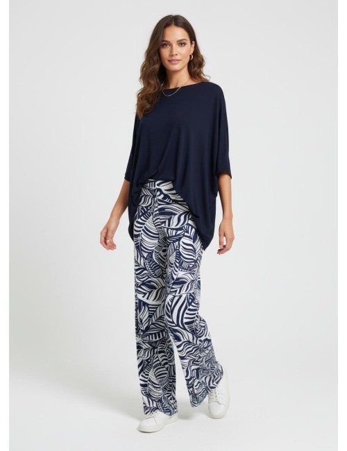 Oversized Μπλούζα Ασύμμετρη με Ρευστή Γραμμή – Off Shoulder Style