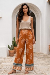 Εντυπωσιακή αέρινη φαρδιά έθνικ εμπριμέ camel παντελόνα