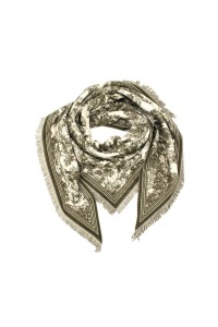Γυναικεία Πασμίνα με Μοτίφ – Ελαφριά & Κομψή | FrenchieΓυναικεία Πασμίνα με Μοτίφ – Ελαφριά & Κομψή | Frenchie